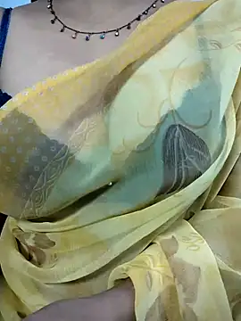 VR here 4U online show from 5, 10, 2025