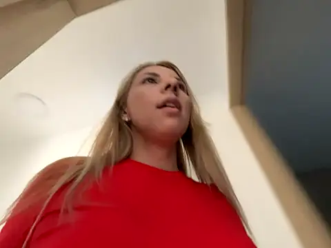 DollMagguie online show from 20, 10, 2025