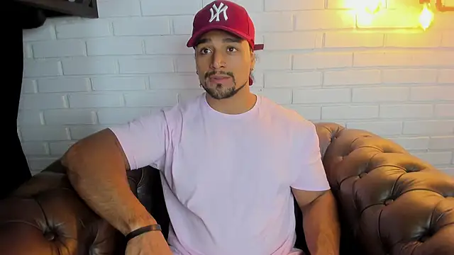 MikeEstevess online show from 27, 2, 2025