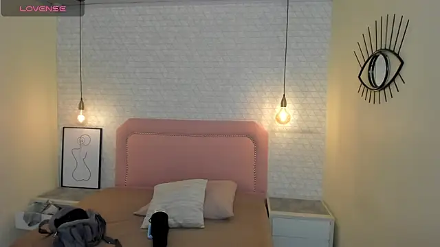 Kittytimberlake online show from 2, 2, 2026