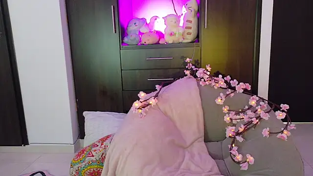 Kittytimberlake online show from 24, 5, 2026