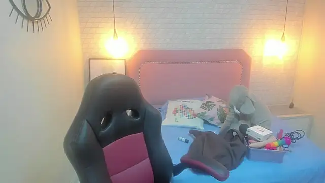 Kittytimberlake online show from 14, 3, 2025