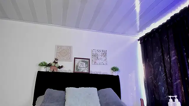 aihnoa split online show from 8, 3, 2025