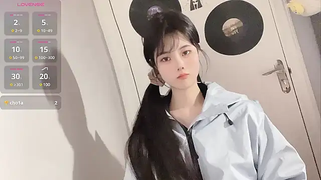 Qedgjwyz1 online show from 24, 2, 2025