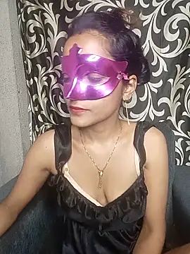 REVA DARLING online show from 17, 5, 2026