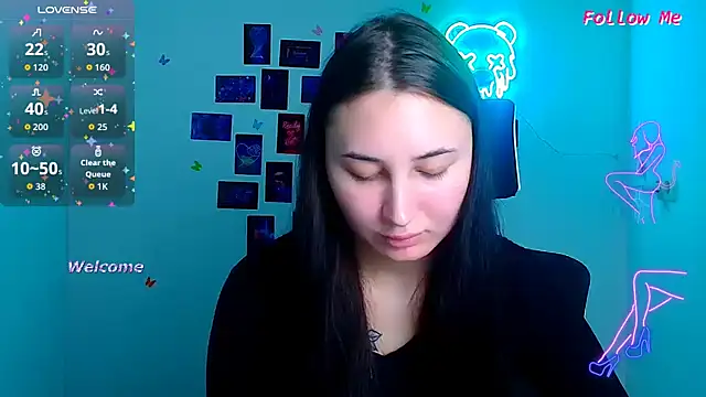 Jennifer Blum online show from 26, 11, 2025