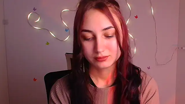 Jennifer Blum online show from 8, 3, 2025