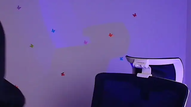 Jennifer Blum online show from 27, 2, 2025