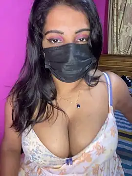 NOORA-GIRL online show from 11, 9, 2025