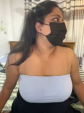 NOORA-GIRL online show from 12, 3, 2026