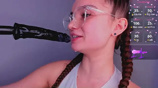 bitchpeace  online show from 19, 2, 2025