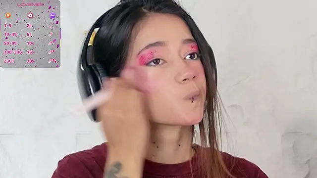 zorravioletta1 online show from 5, 10, 2025