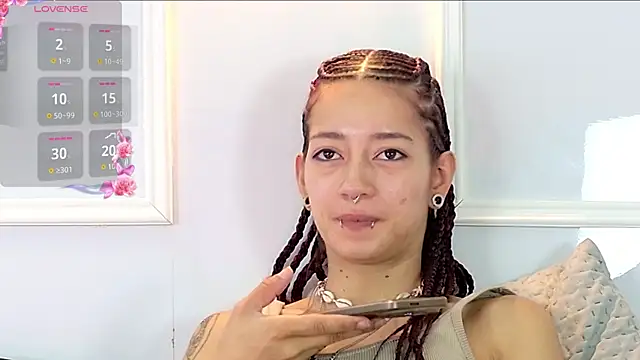 zorravioletta1 online show from 13, 5, 2026