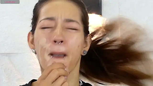 zorravioletta1 online show from 23, 10, 2025