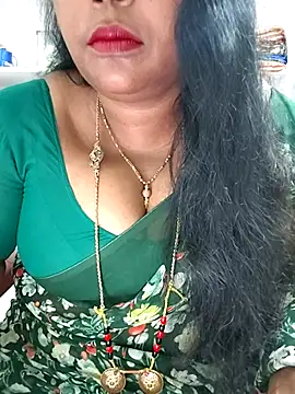 Snapshot of Swapna_143 chatting on 6, 11, 2025 Swapna 143 online show from 6, 11, 2025