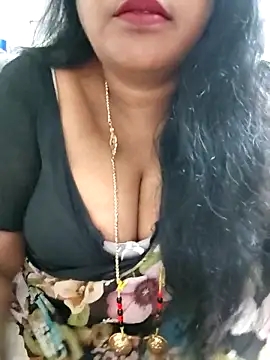 Snapshot of Swapna_143 chatting on 4, 11, 2025 Swapna 143 online show from 4, 11, 2025