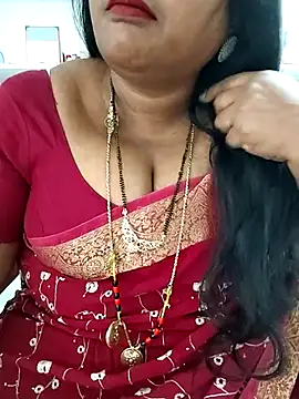 Snapshot of Swapna_143 chatting on 28, 11, 2025 Swapna 143 online show from 28, 11, 2025