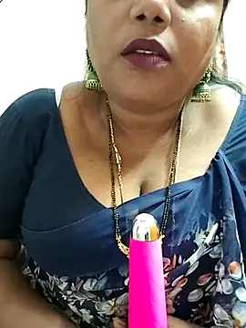 Snapshot of Swapna_143 chatting on 4, 3, 2025 Swapna 143 online show from 4, 3, 2025