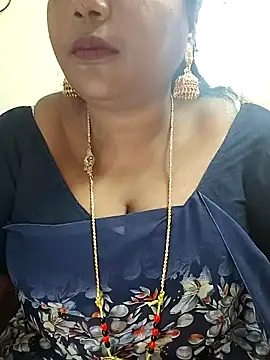 Snapshot of Swapna_143 chatting on 4, 2, 2025 Swapna 143 online show from 4, 2, 2025