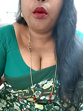 Snapshot of Swapna_143 chatting on 22, 10, 2025 Swapna 143 online show from 22, 10, 2025