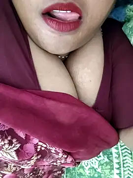 Snapshot of Swapna_143 chatting on 10, 9, 2025 Swapna 143 online show from 10, 9, 2025