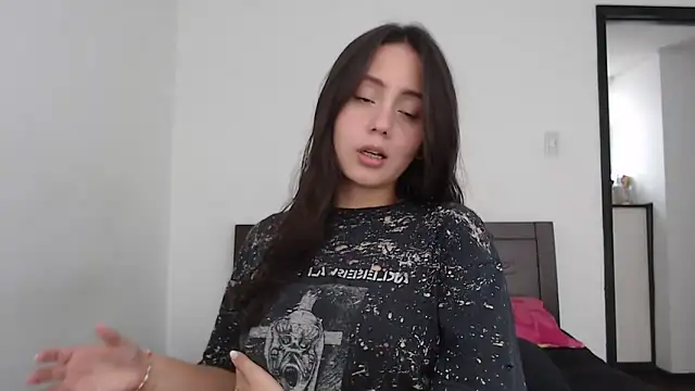 rebecca collin online show from 16, 2, 2026