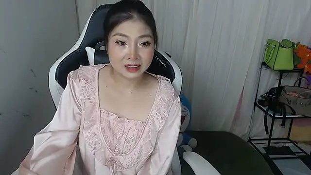 MiMi 0293 online show from 4, 11, 2025