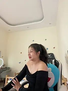 Snapshot of MiMi_0293 chatting on 7, 5, 2026 MiMi 0293 online show from 7, 5, 2026