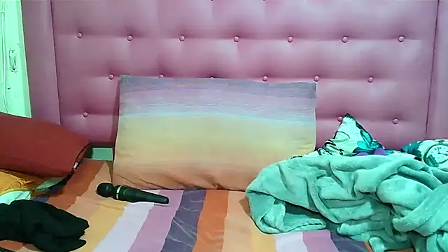 DIRTYTALKINQUEEN online show from 21, 3, 2025