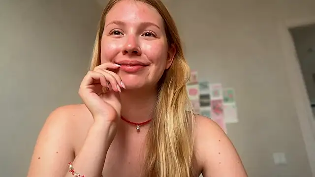 HoneyAudrey online show from 31, 7, 2026