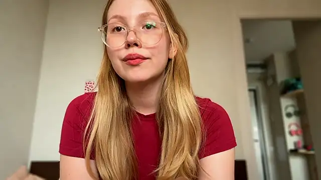 HoneyAudrey online show from 12, 6, 2026