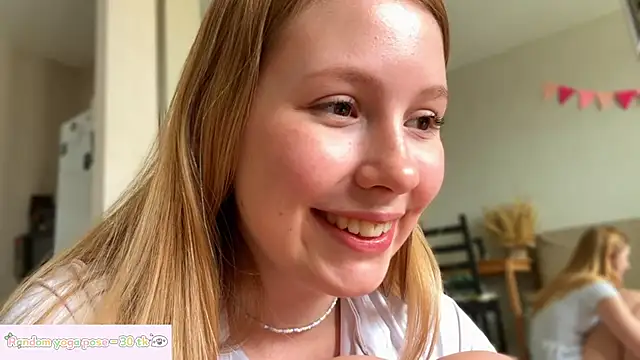 HoneyAudrey online show from 18, 5, 2026