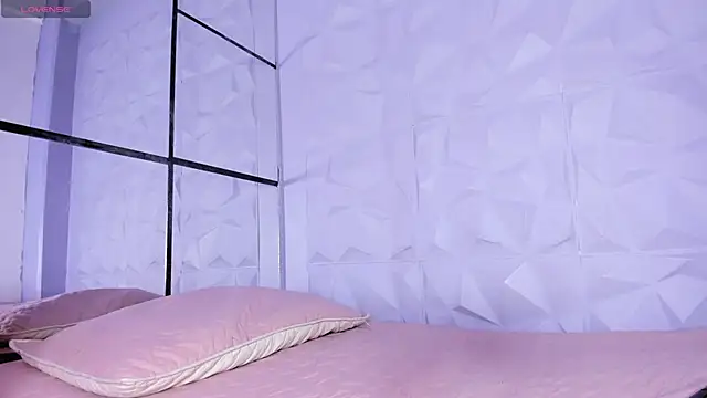  LittleLia online show from 7, 10, 2025