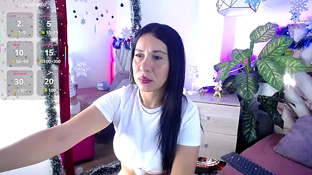 Camille jhonson online show from 14, 12, 2025