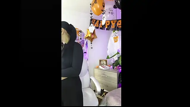 Camille jhonson online show from 19, 10, 2025