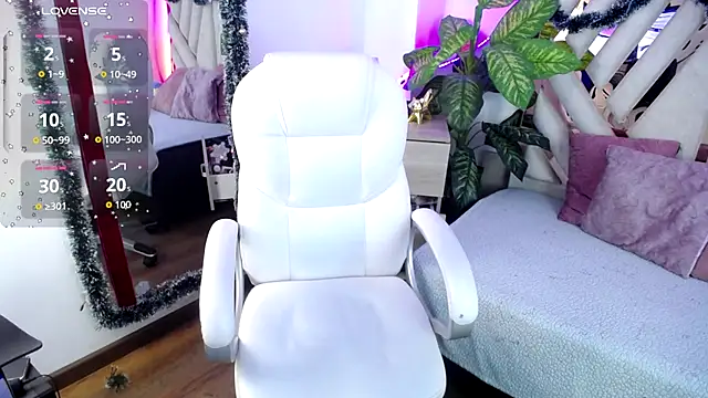 Camille jhonson online show from 21, 12, 2025