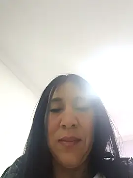 Camille jhonson online show from 31, 10, 2025