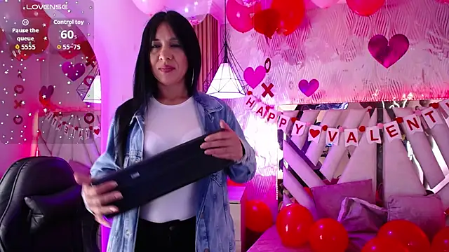 Snapshot of Camille_jhonson chatting on 14, 2, 2026 Camille jhonson online show from 14, 2, 2026