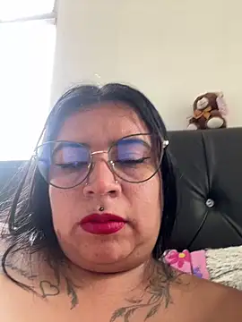 Devilsweet17 online show from 6, 2, 2026