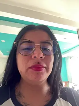 Devilsweet17 online show from 4, 3, 2025