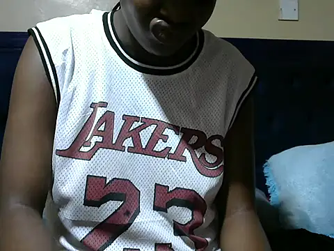 Creamy dolly online show from 3, 3, 2026