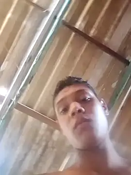 daniel traviexxxo online show from 5, 10, 2025