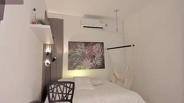 Snapshot of emma_alice_ chatting on 14, 1, 2026 emma alice online show from 14, 1, 2026