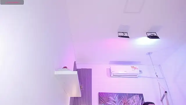 emma alice  online show from 24, 10, 2025