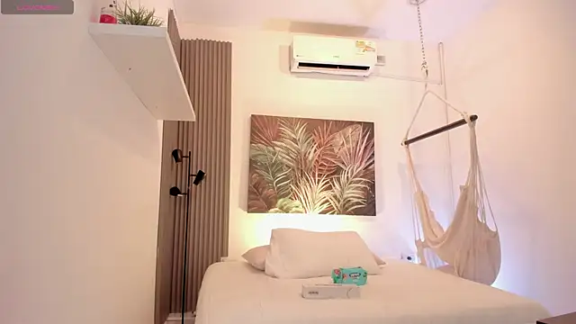 Snapshot of emma_alice_ chatting on 7, 1, 2026 emma alice online show from 7, 1, 2026