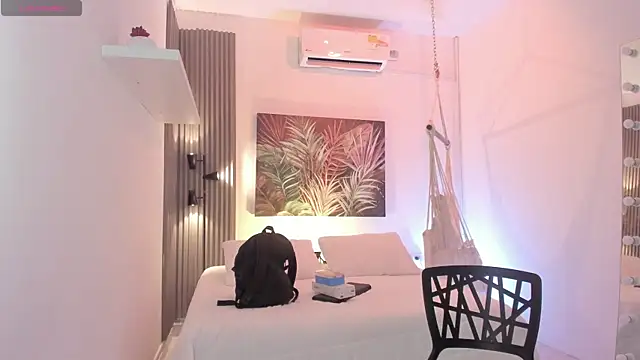 Snapshot of emma_alice_ chatting on 3, 12, 2025 emma alice online show from 3, 12, 2025