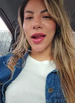 Karen San Miguel online show from 30, 9, 2025