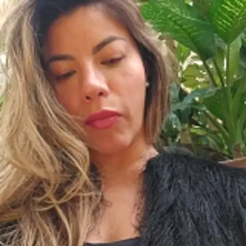 Karen San Miguel online show from 21, 10, 2025