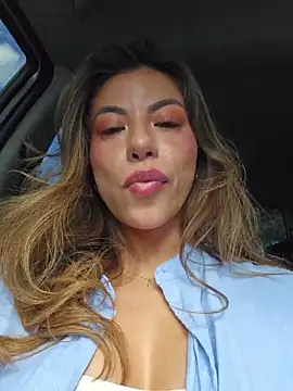 Karen San Miguel online show from 9, 5, 2026