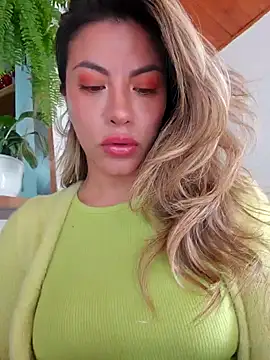 Karen San Miguel online show from 4, 11, 2025